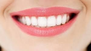 Ứng biến trong trường hợp răng sứ bị sứt mẻ