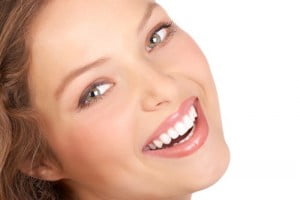Nhổ răng hạn chế chấn thương trong chỉnh nha
