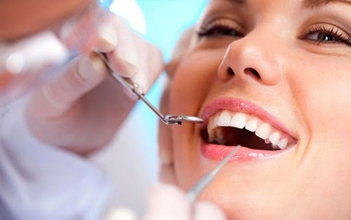 Cạo vôi răng có đau không? Giải đáp từ nha khoa 2